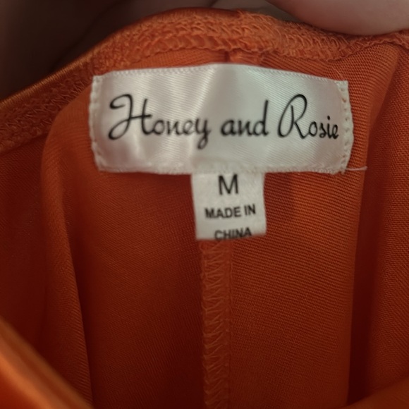 Orange tight fitting formal dress size M - Picture 2 of 2